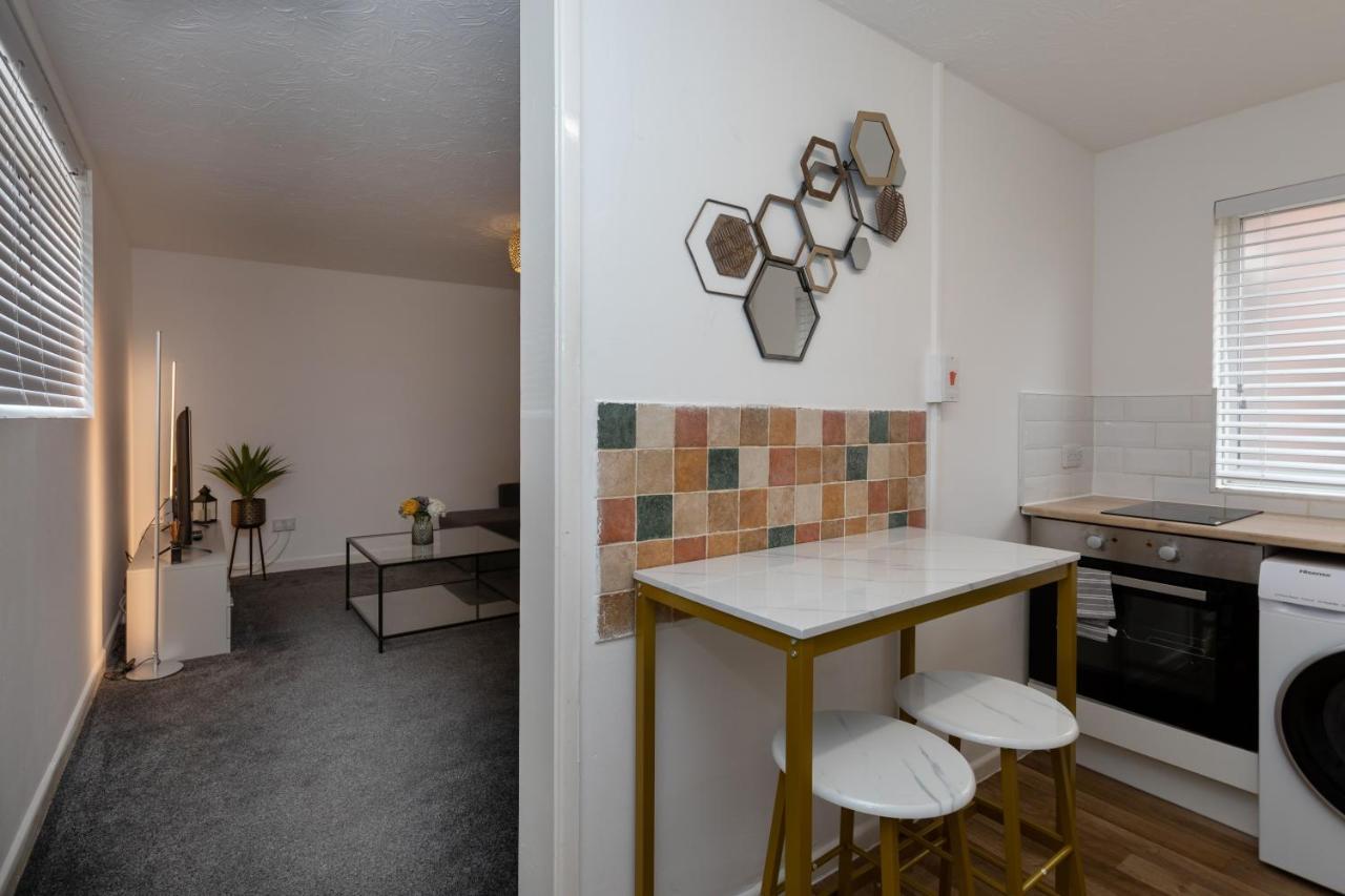 1 Bed Holiday Apartment,Pets Are Welcome เวย์มัธ ภายนอก รูปภาพ